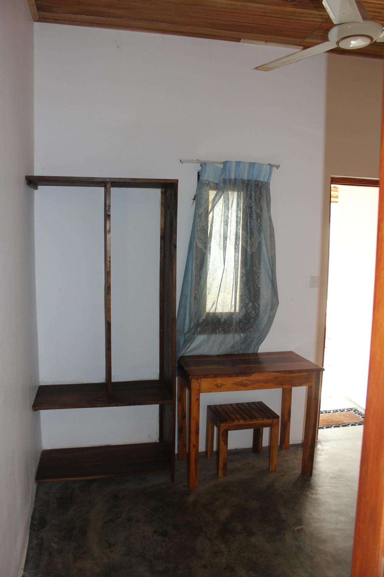 Sandy Beach Hotel Arugam Bay Kamer foto